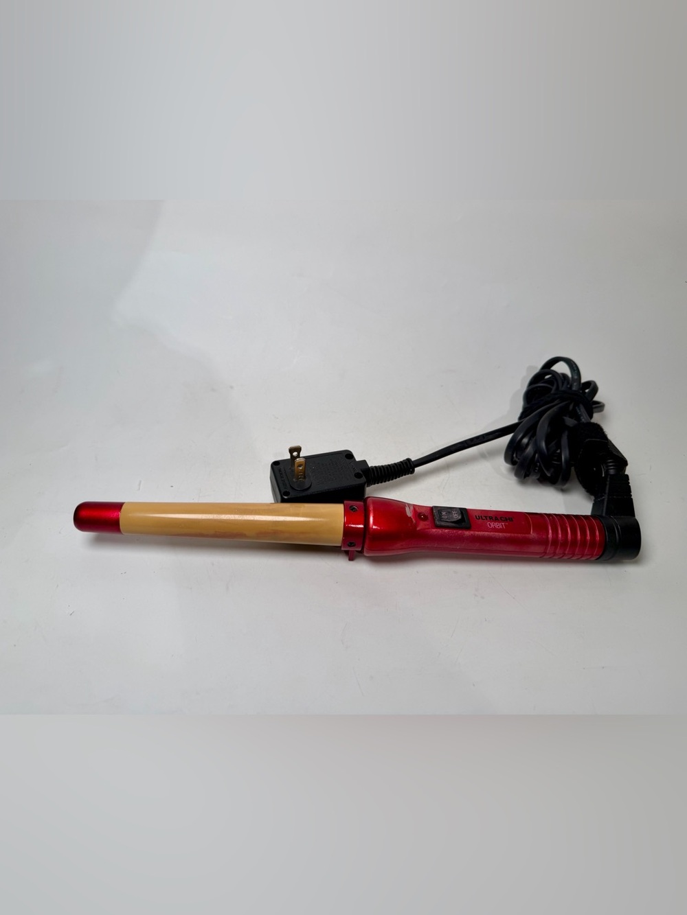 Ultra CHI Orbit Tourmaline Ceramic .4"-.7" Tapered Curling Wand Styler Red WORKS